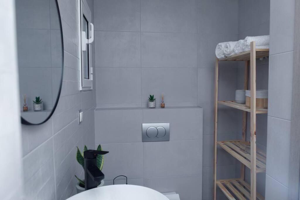 Ns88_Apartment Thessaloniki Buitenkant foto